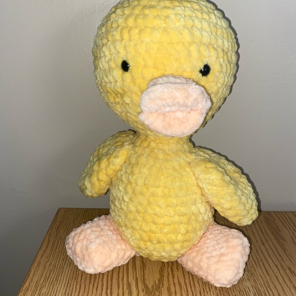 Jumbo Duck Plushie - Picture 4 of 4
